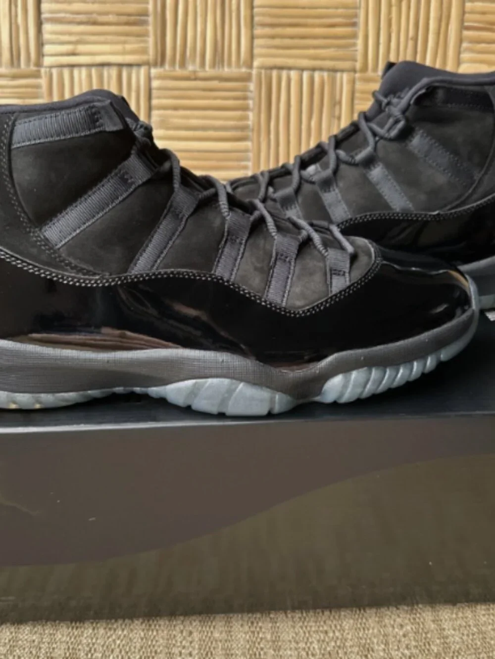 Nike Air Jordan 11 Retro Cap and Gown
